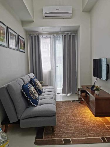 Moa Shore 3 Tower 2 Residence — 4-Star Luxury Hotel in Manila, Philippines