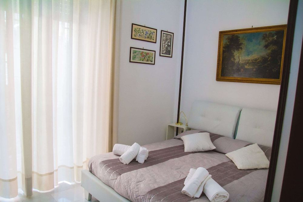 Camera Matrimoniale Al Vomero - last minute hotel in Naples