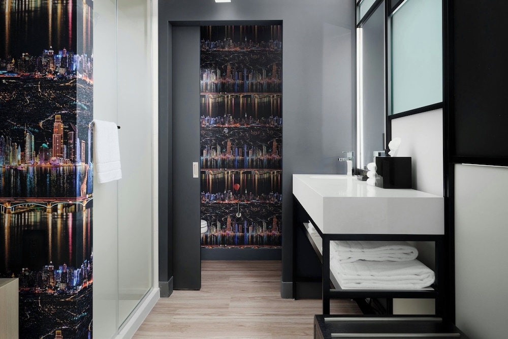 Aloft Henderson - photo 14