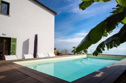 Sunset - carbon neutral hotel in Cipressa