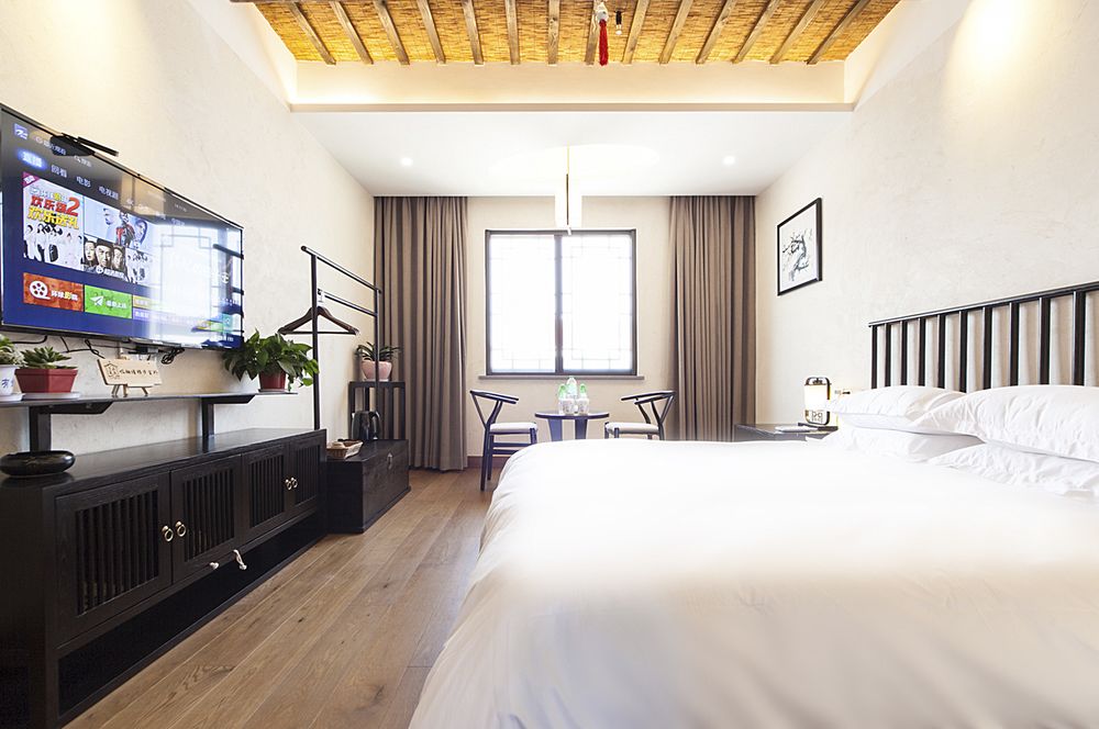 Floral Hotel Wuzhen Ziyemusu in Jiaxing, People's Republic of China