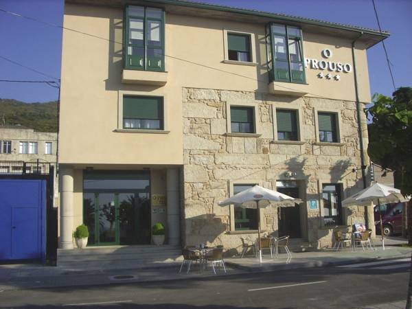 Pensión O Prouso Carnota