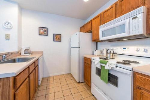 Townhouses Condos with fantastic resort facilities - photo 4