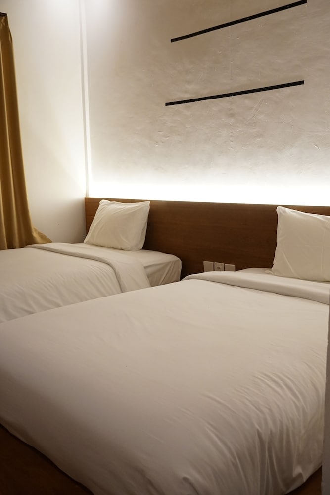 Lantis Vibes Inn — Kuta — photo 3