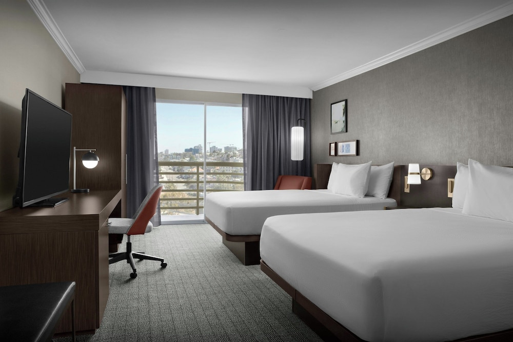 Courtyard by Marriott San Diego Downtown Little Italy - photo 13
