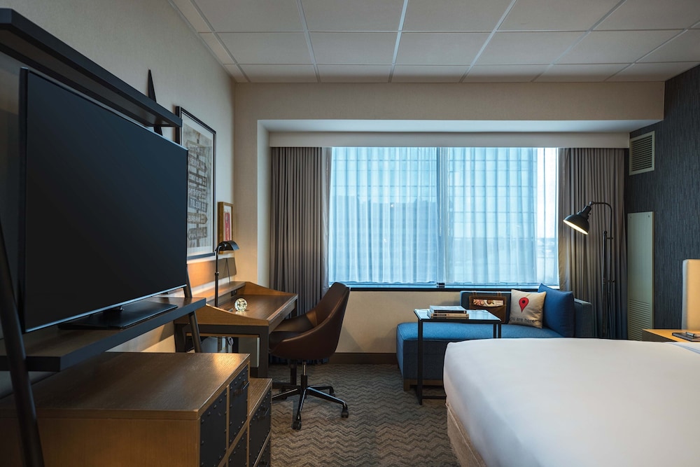 Renaissance Toledo Downtown Hotel - photo 30