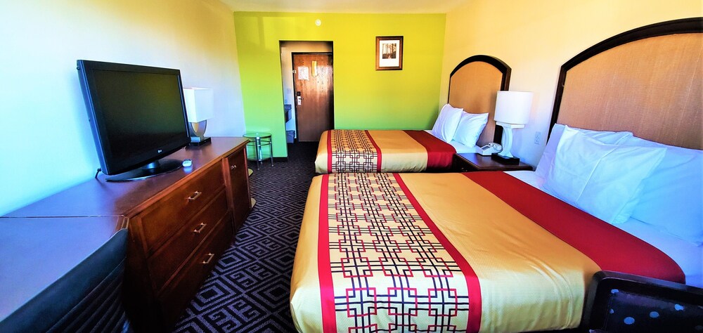 Travel Inn & Suites Sikeston Miner - photo 31