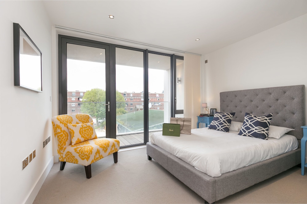 Urban Chic Portobello — 5-Star Luxury Hotel in London, United Kingdom