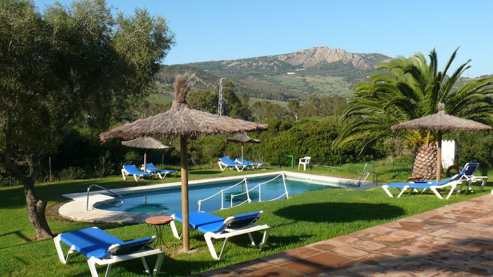 Cortijo Las Piñas - carbon neutral hotel in Tarifa