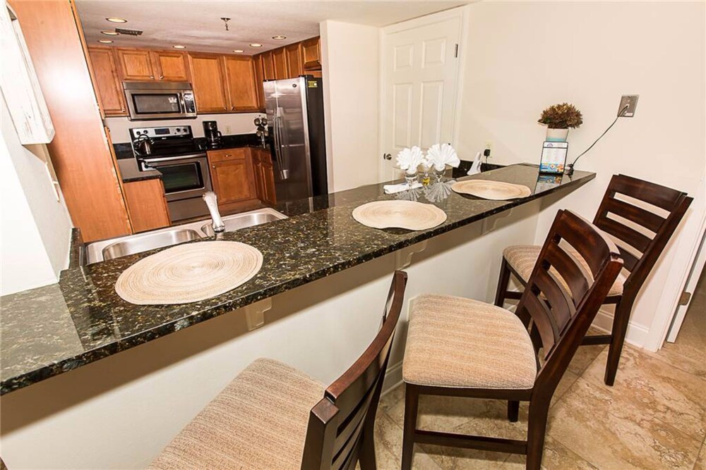 Waterview Towers Yacht Club by Holiday Isle - photo 23