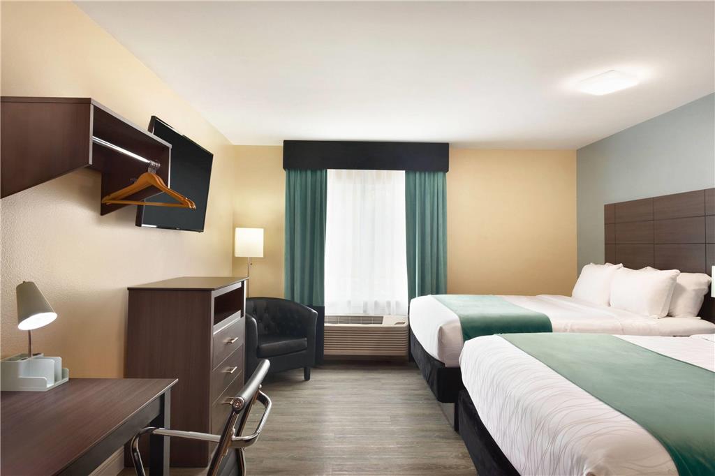 Hawthorn Suites by Wyndham St. Robert - photo 12