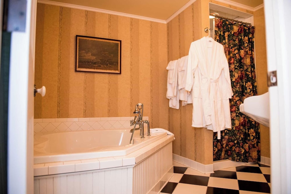 Springside Inn - photo 19
