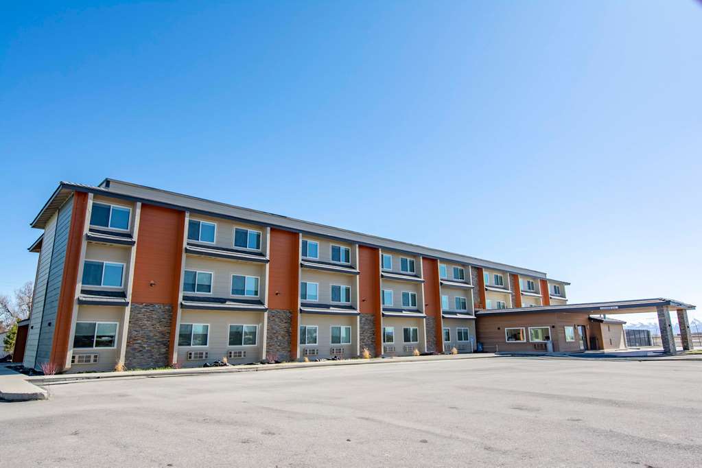 Comfort Inn Battle Mountain Midway Between Elko and Winnemucca - featured photo