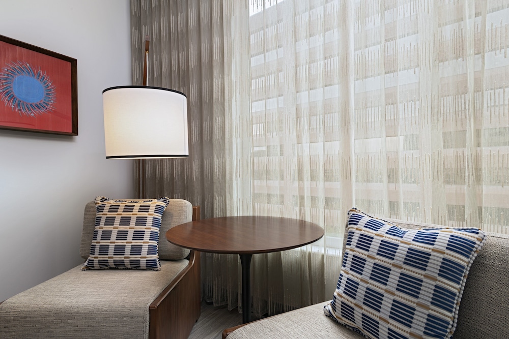 Hotel Indigo Irving Las Colinas by IHG - photo 9