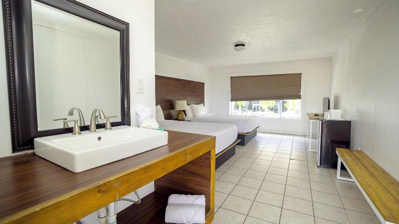 Banana Peel Resort - photo 16