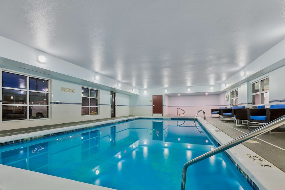 Staybridge Suites Cedar Rapids North by IHG - photo 24