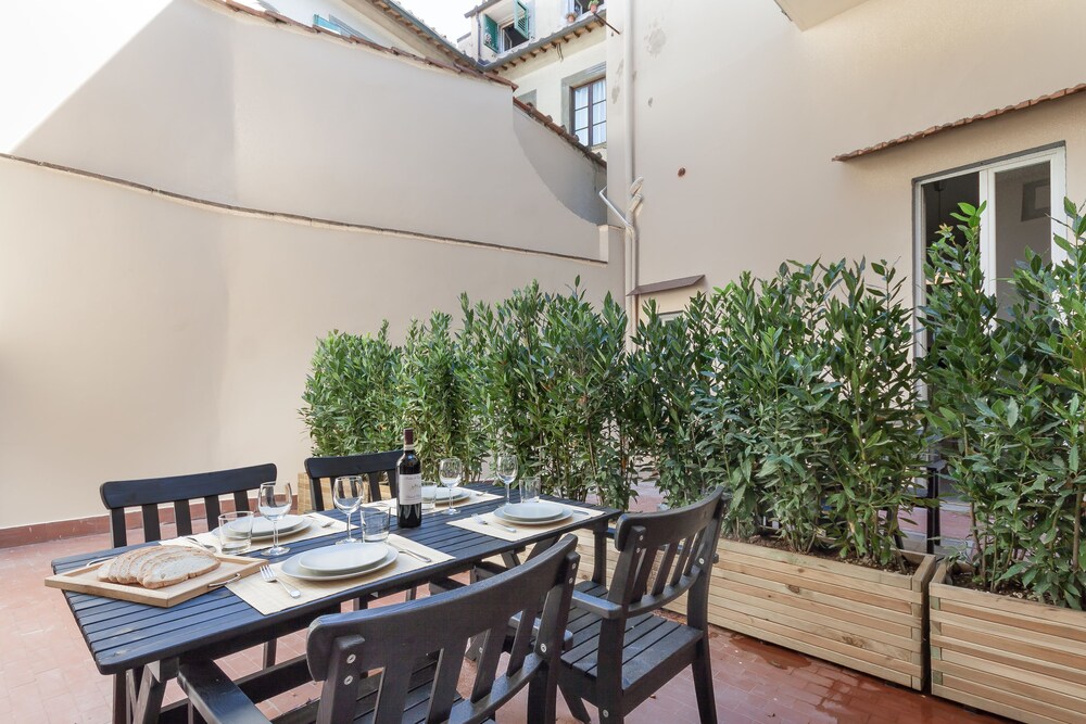 Ginori Terrace — 4-Star Luxury Hotel in Florence, Italy