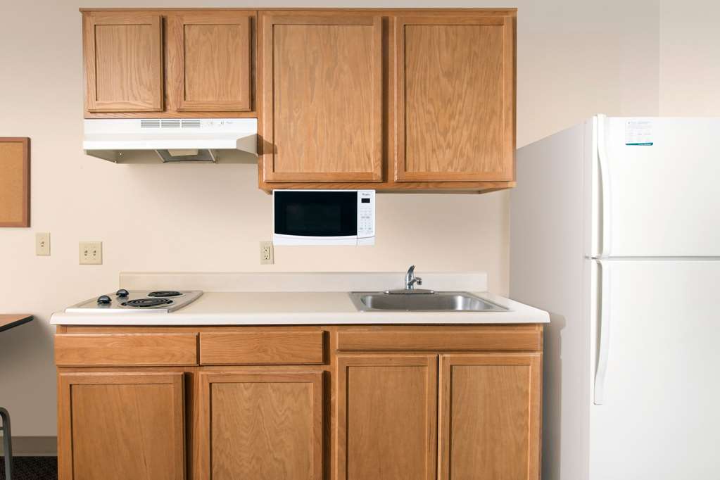 WoodSpring Suites Odessa - photo 11