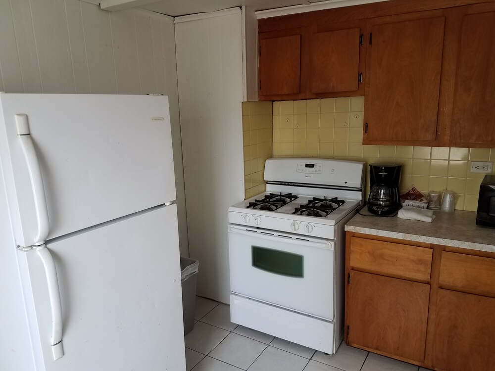 Nautical Motel and Suites - photo 44