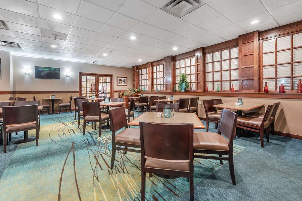 Best Western Plus Bridgeport Inn - photo 42