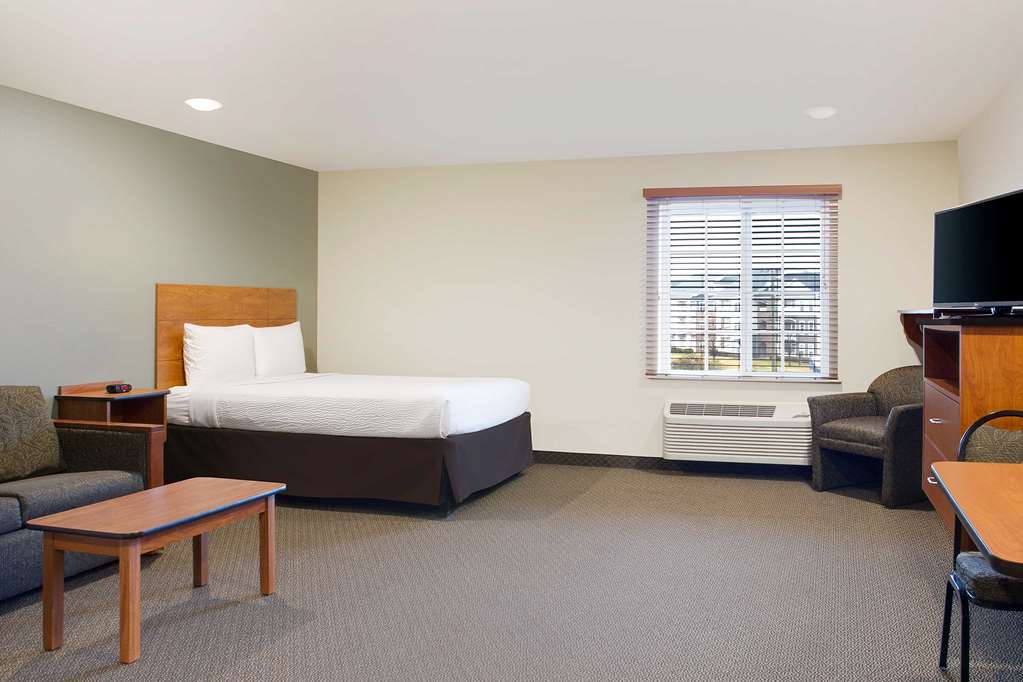 WoodSpring Suites Virginia Beach - photo 9