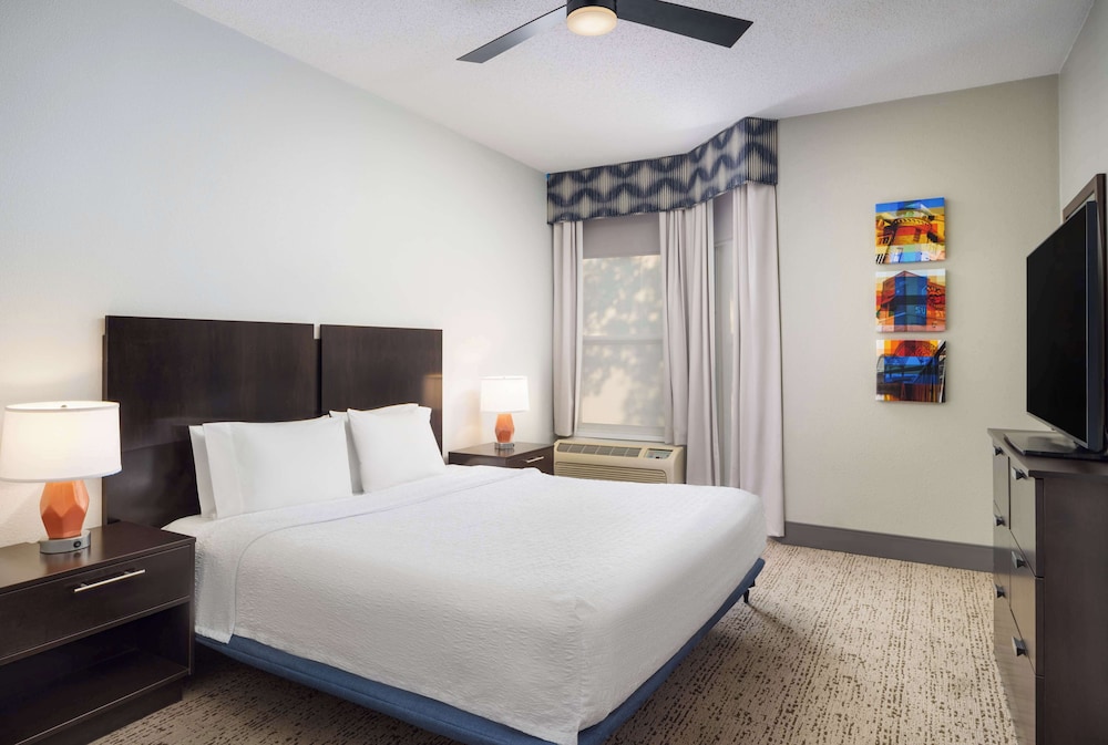 Hampton Inn & Suites Memphis East Germantown Area - photo 21