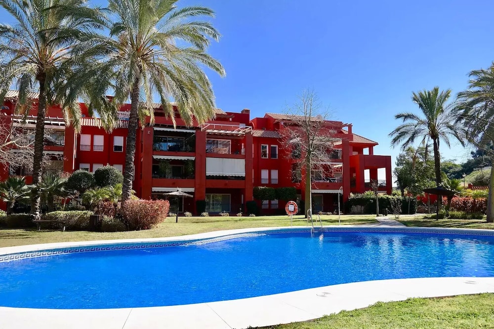 Pool View GOLF FAMILY Ground Floor Terrace with barbecue in Mijas Costa — 4-Star Luxury Hotel in Mijas, Spain
