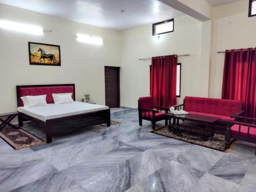 The Eco Resort By Dawn in Phulpur, India