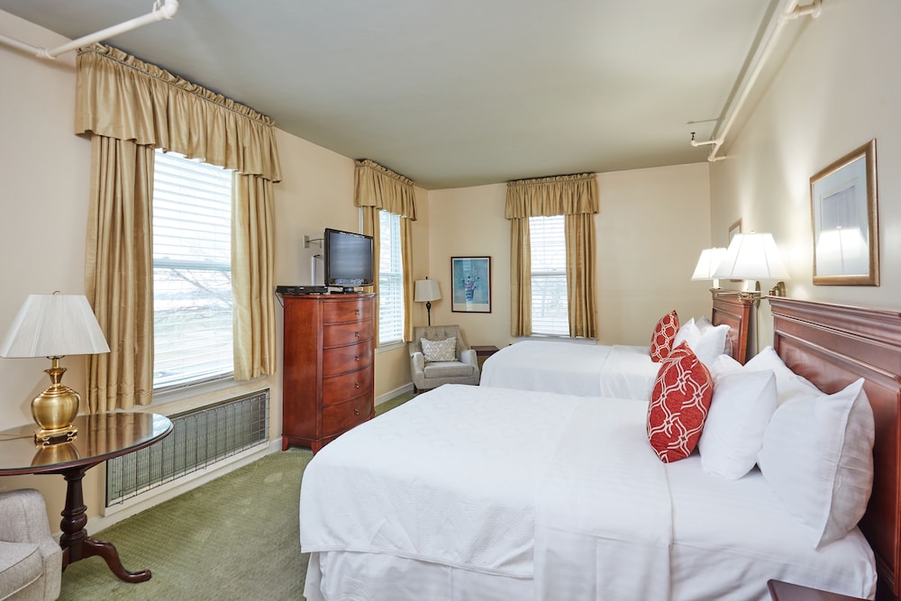 Inn at Longshore - photo 10