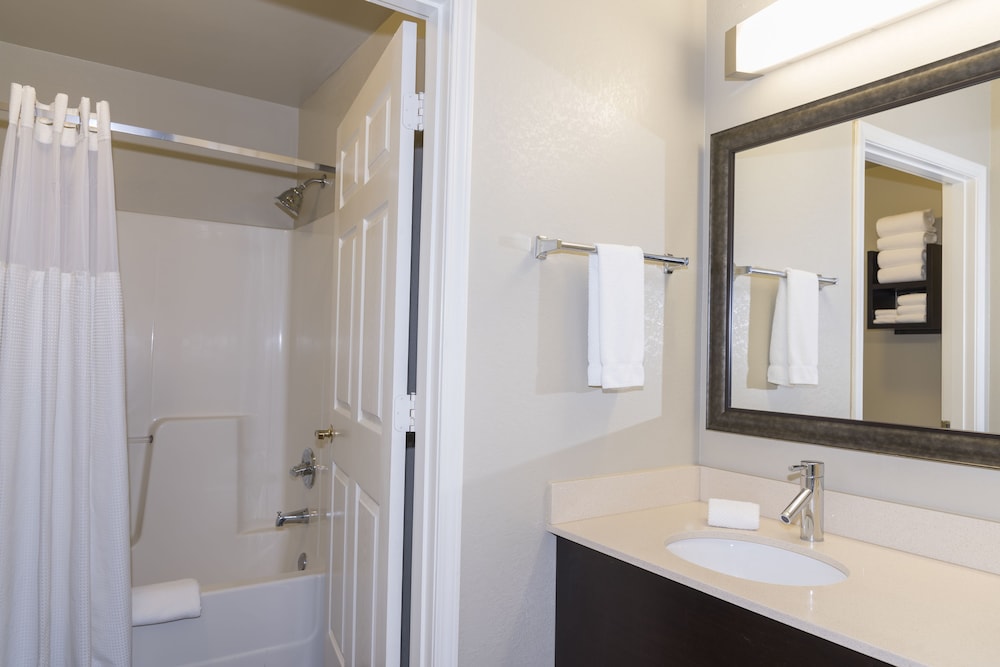 Staybridge Suites Chicago Oakbrook Terrace by IHG - photo 5