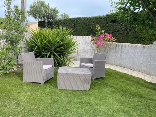 2 Pieces Independant Avec Espace Exterieur — hotel in Caux