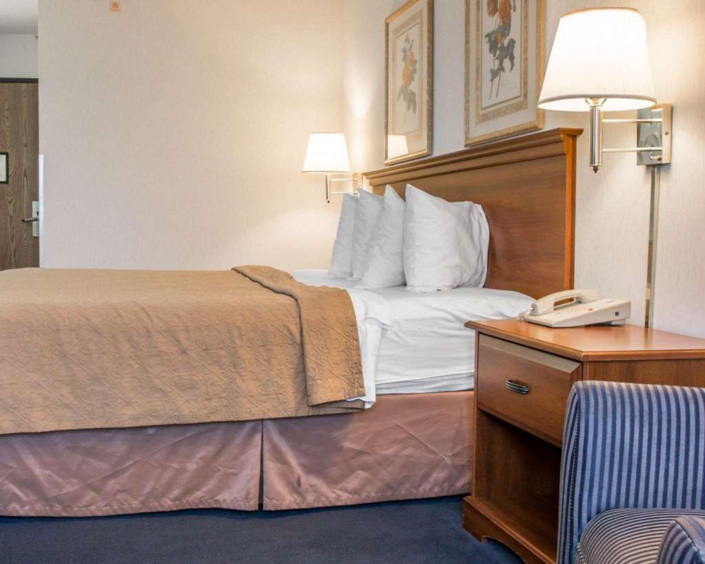 Quality Inn Hudsonville South - photo 5