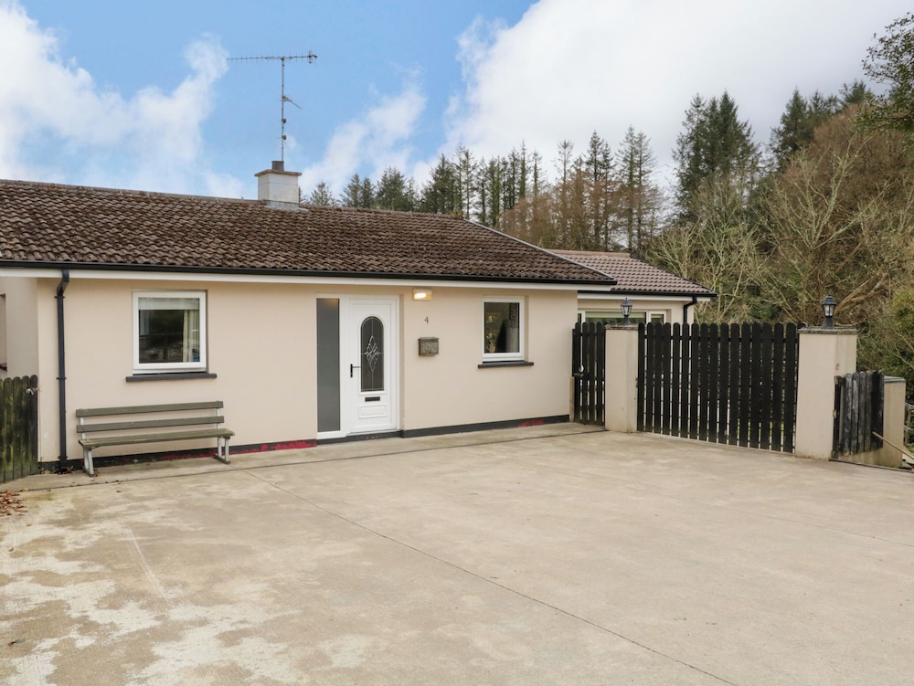 4 Carlton Cottages — Enniskillen