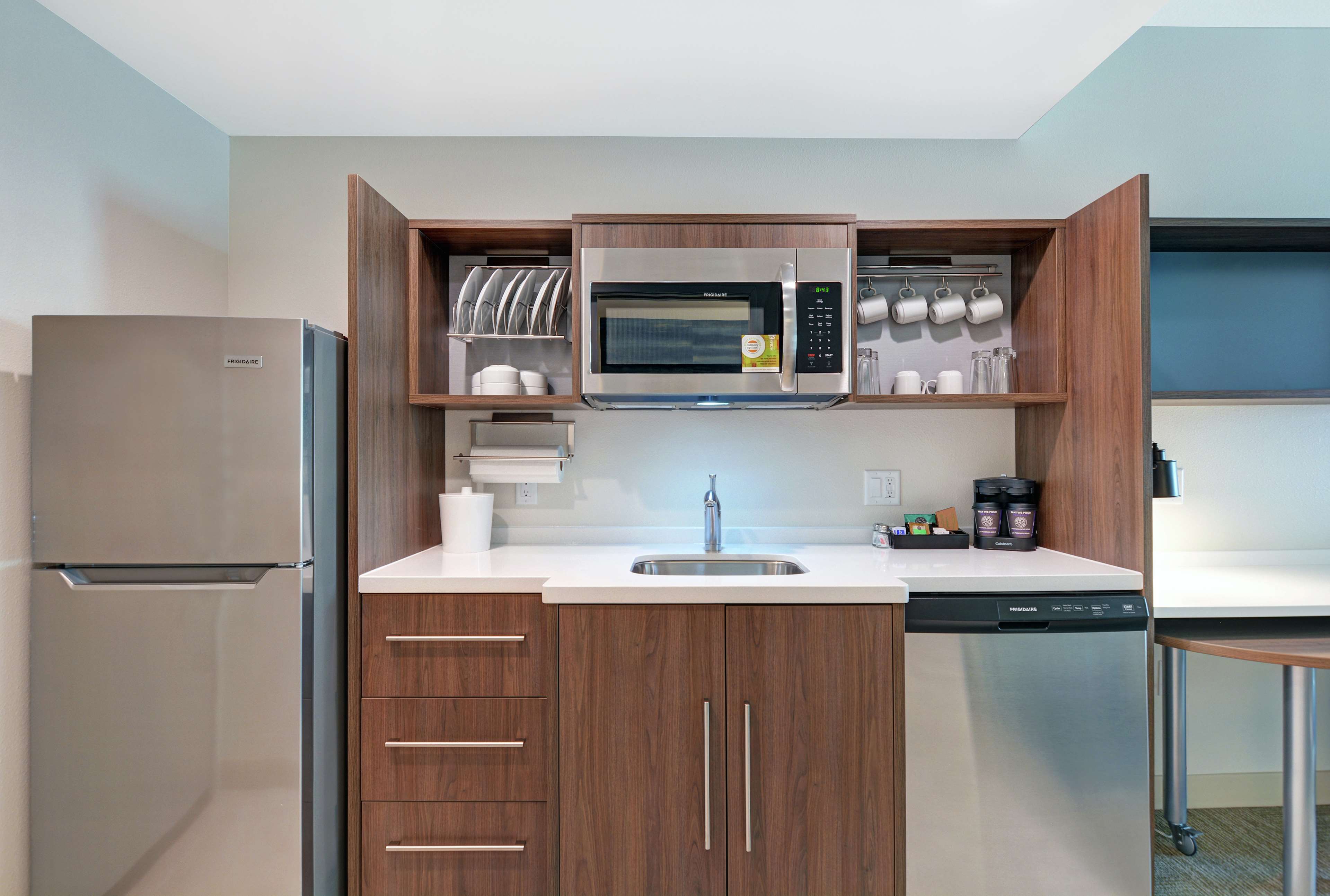 Home2 Suites by Hilton Bettendorf Quad Cities - photo 17