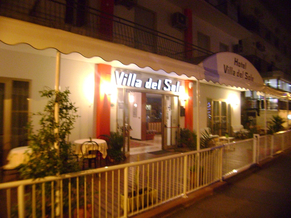 Hotel Villa Del Sole — Rimini