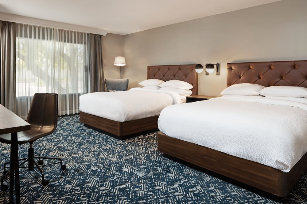 Four Points by Sheraton Bakersfield - photo 6