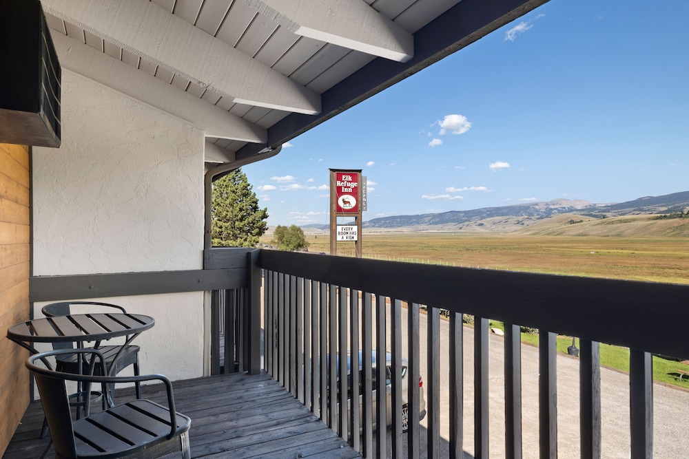 Elk Refuge Inn - photo 61