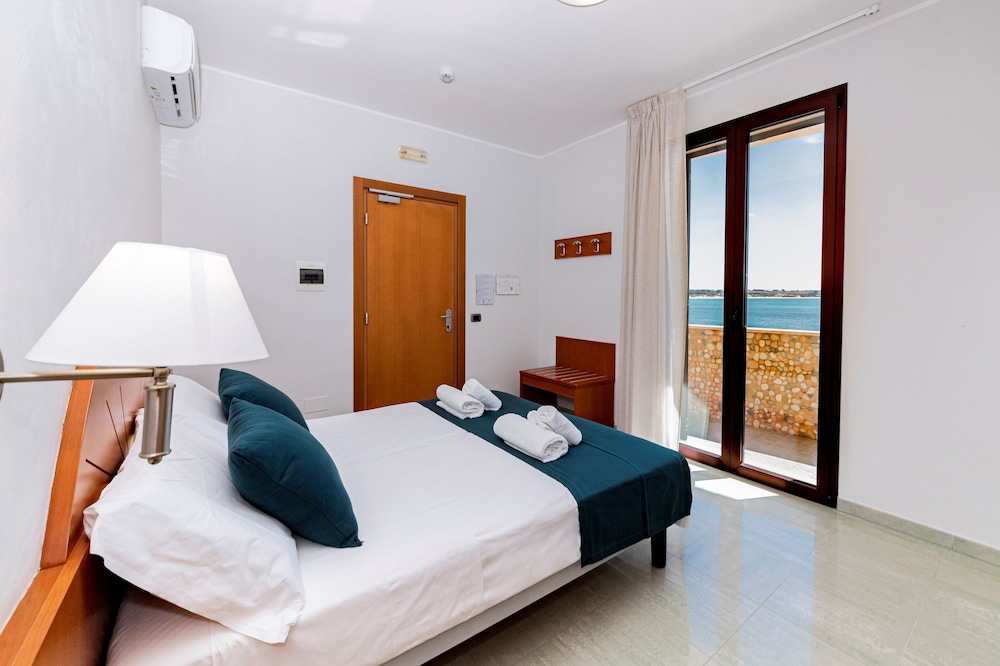 Hotel Alba — 4-Star Luxury Hotel in Porto Cesareo, Italy