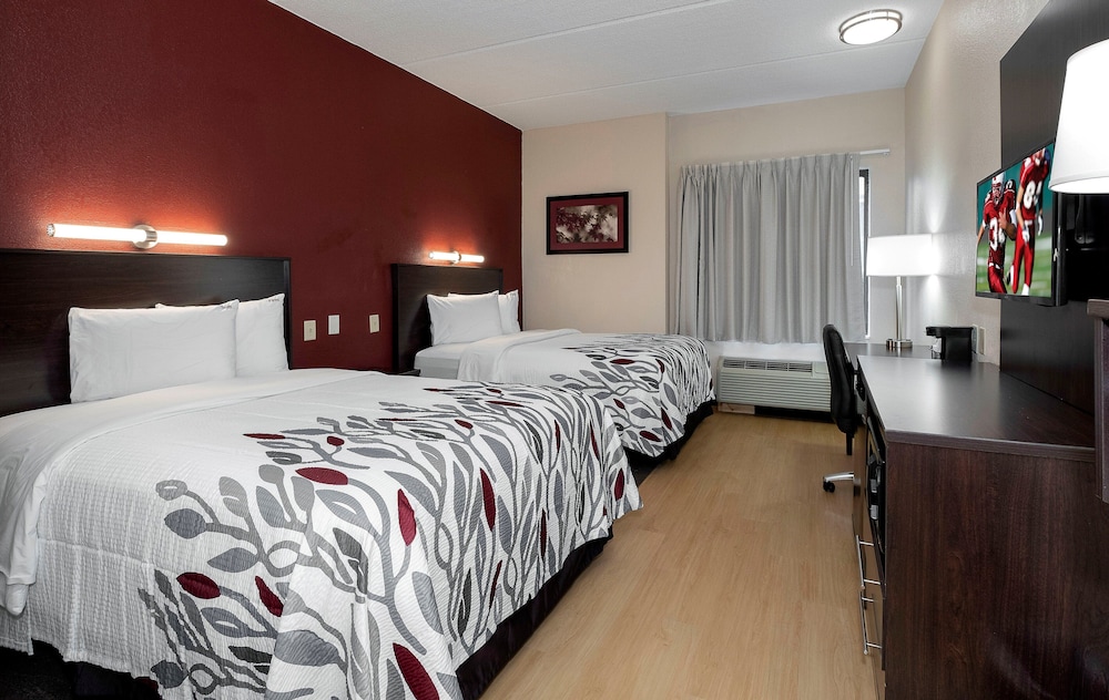 Red Roof Inn Raleigh Southwest Cary - photo 6