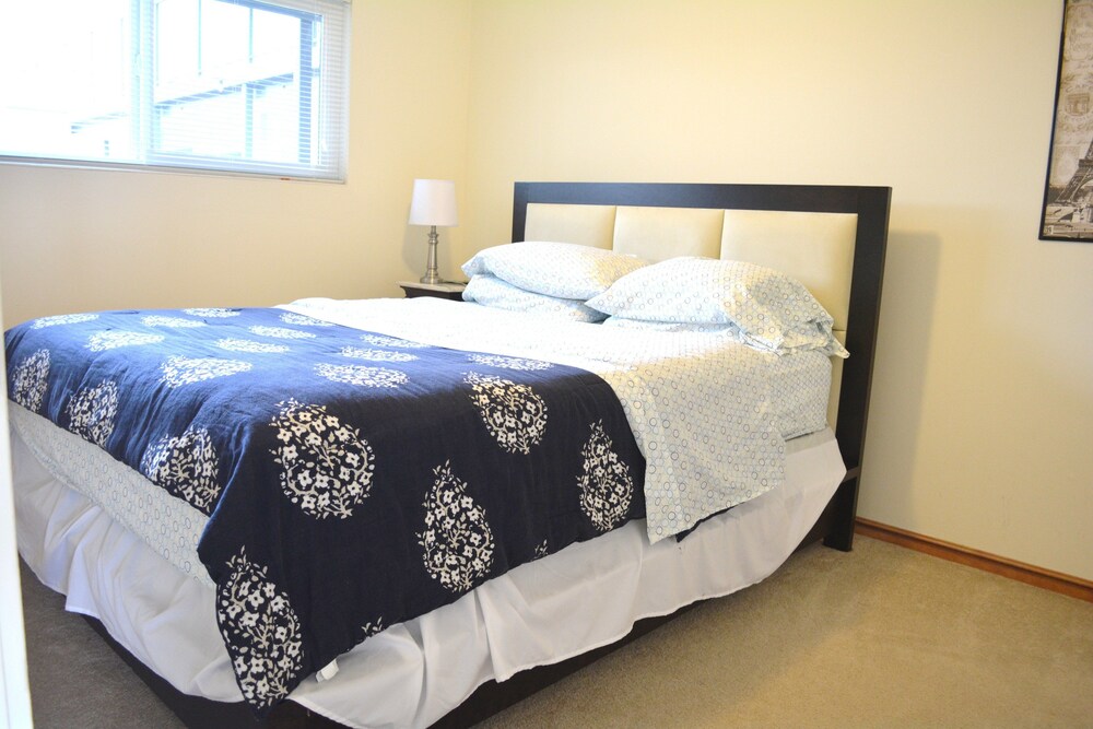 Sunny Westlake Suites by Metro - photo 16