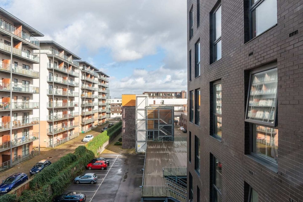 Luxury Apartment Near Piccadilly Station — 4-Star Luxury Hotel in Manchester, United Kingdom