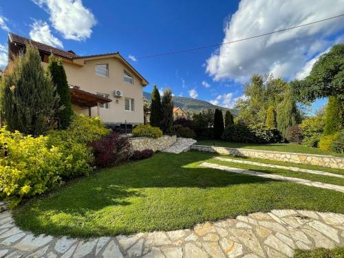 Villa Maria — 4-Star Luxury Hotel in Capari, Republic of Macedonia