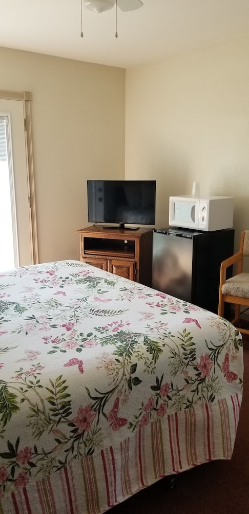Florence Lighthouse Inn - photo 11