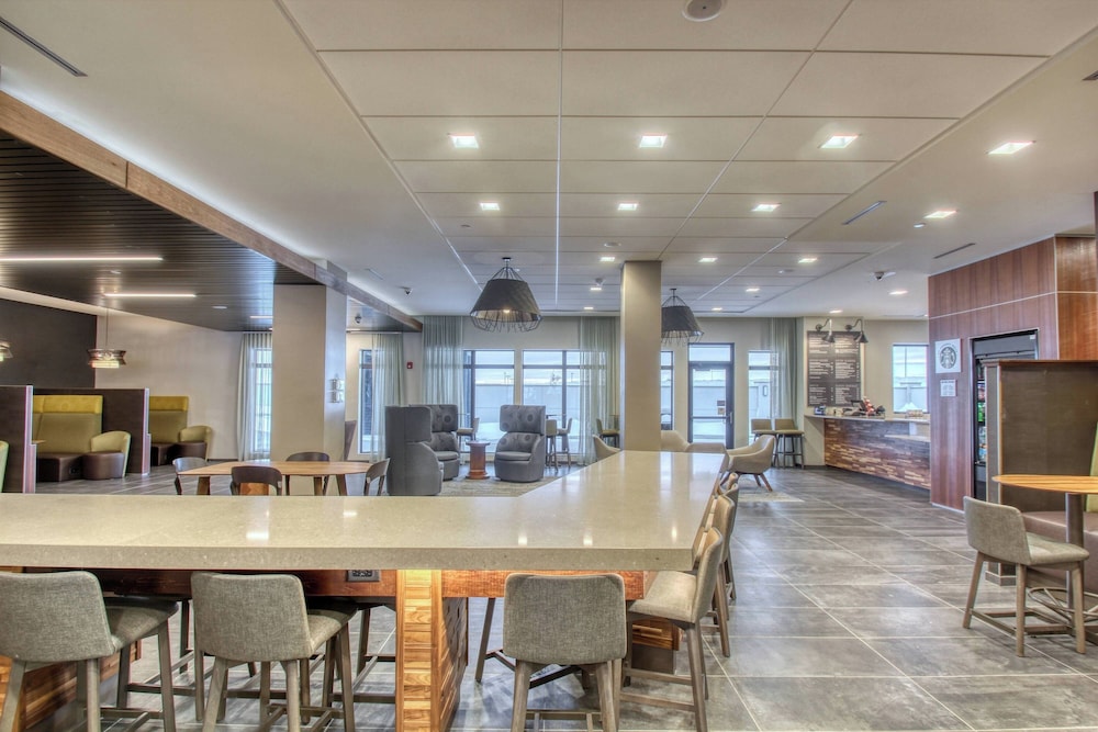 Courtyard by Marriott Fargo - photo 43