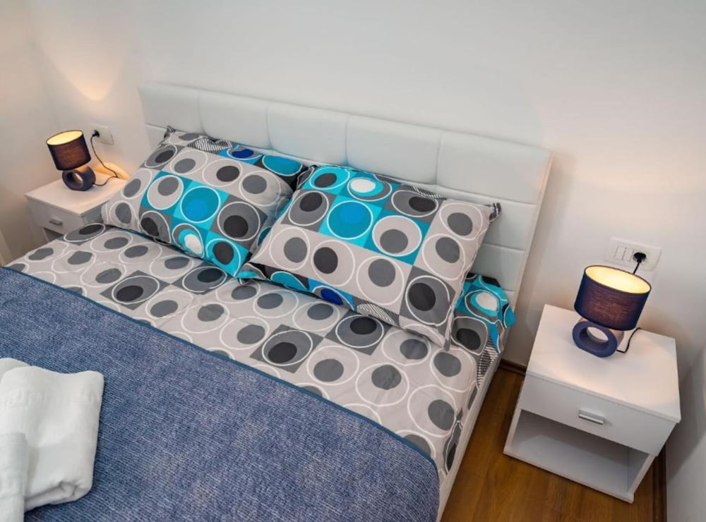 History Apartments Center — 4-Star Luxury Hotel in Zadar, Croatia