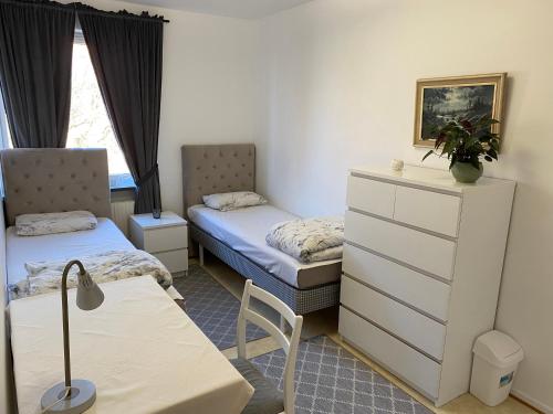 Nära till allt i delad lägenhet in Ystad, Sweden