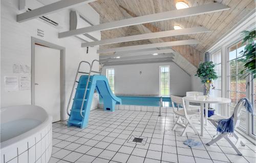 Awesome Home In Ulfborg With Sauna — Ulfborg — photo 2