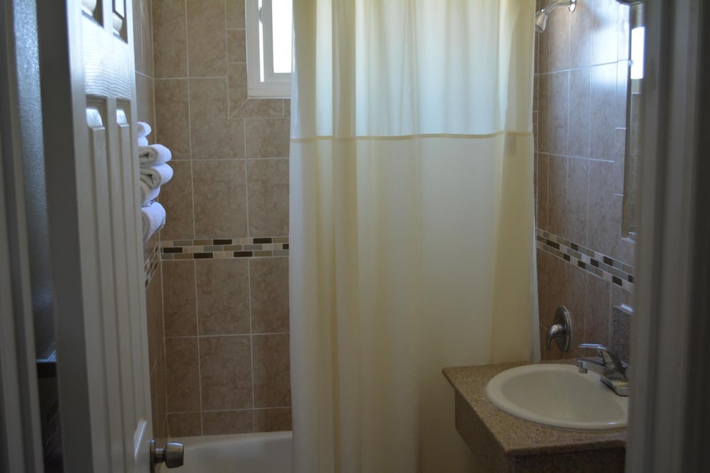 Seaside Motel - photo 24