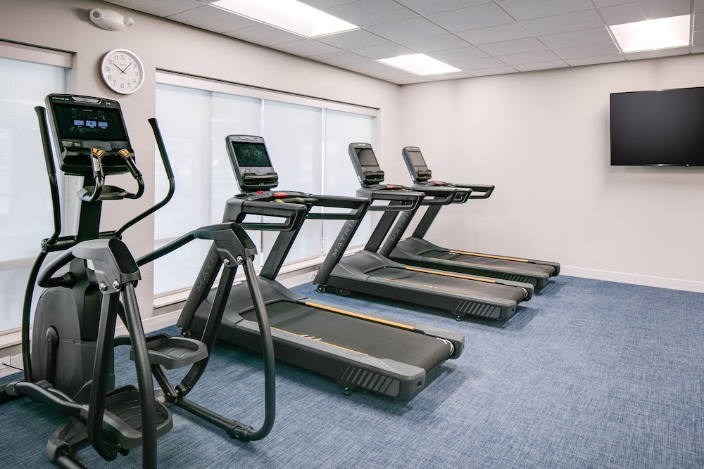 TownePlace Suites by Marriott Oconomowoc - photo 26
