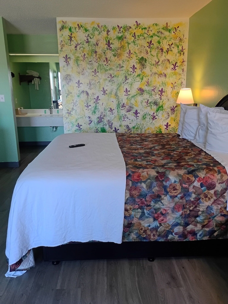 Americas Best Value Inn & Suites Slidell - photo 8